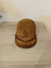 Cappello tradizionale in amadou