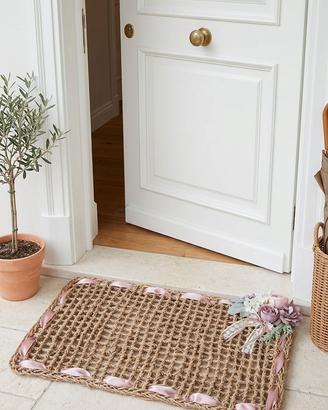 Zerbino in corda artigianale con decorazioni flore