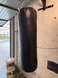 Sacco da box 20kg+ staffa a parete