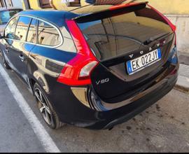 Volvo V60 D3 "LEGGI BENE"