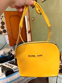 Borsa Gialla Tracolla Modello Dome Michael Kors
