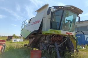 mietitrebbia Lexion 570C per ricambi