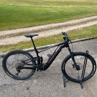 Giant Stance 2024 con batteria da 800w/h