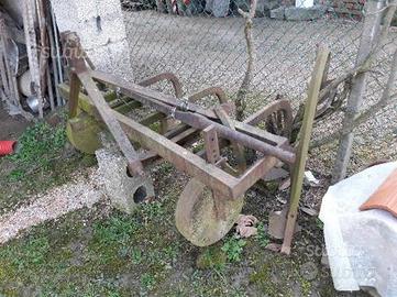 Attrezzi agricoli antichi