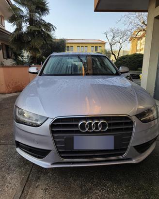 AUDI A4 AVANT  2.0 TDI 150CV