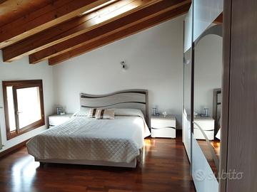 Camera da letto Olmo e bianco lucido