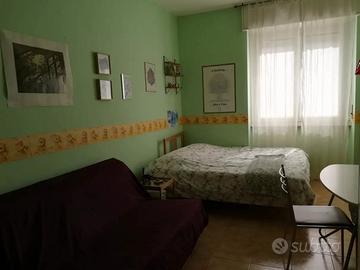 Camera singola, ragazze, citta studi