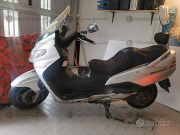 Suzuki Burgman 400 - 2001