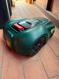 Robot tagliaerba