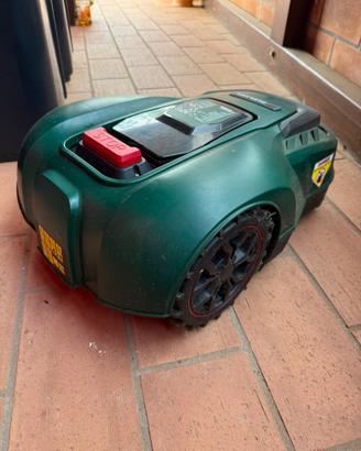 Robot tagliaerba