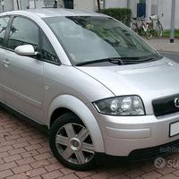 Parabrezza verde Audi A2