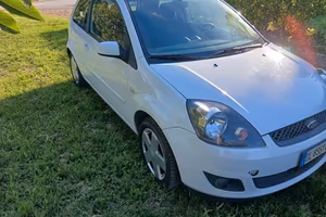ford fiesta 1.2 benzina e gpl
