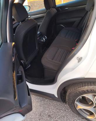 Alfa Romeo Stelvio 2.2 Turbodiesel 190 CV AT8 Q4