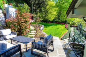 Villa di 185 m² con più di 5 locali a Carate Urio