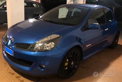 Renault Clio rs