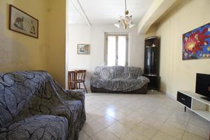 2 LOCALI A VILLA SAN GIOVANNI