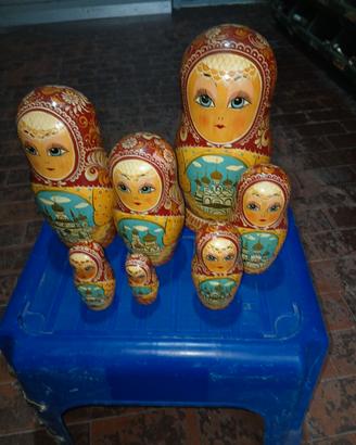 6 bambole matrioske