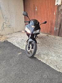 Honda cbr125r 2008