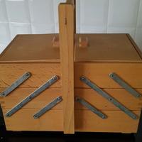 Cassetta cucito in legno