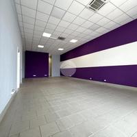 NEGOZIO A IVREA