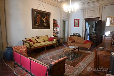 FO1083 - Prestigioso appartamento con terrazzo