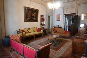 FO1083 - Prestigioso appartamento con terrazzo