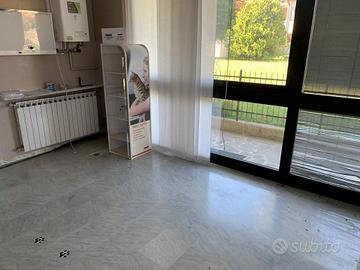Immobile di 55 m² con 2 locali a Medolago