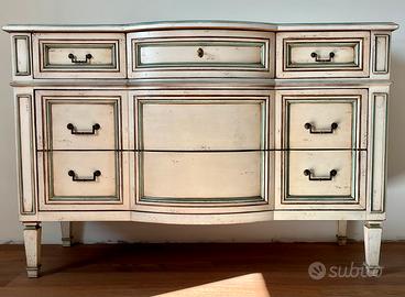 Comò in legno massello - artigianale