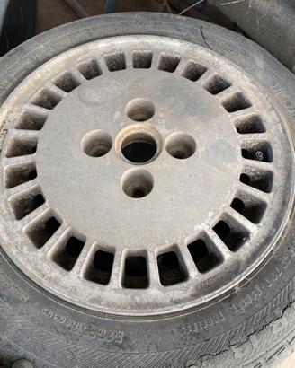 2 Cerchi in lega cromodora uno turbo i.e