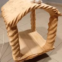 Casetta/Presepe intagliato in tronco