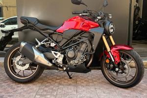 Honda CB 300 R - Solo 206 km