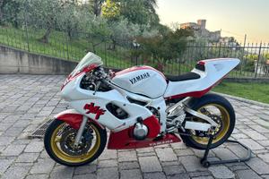 Yamaha R6 - USO PISTA