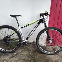 MTB Cannondale f29 carbon