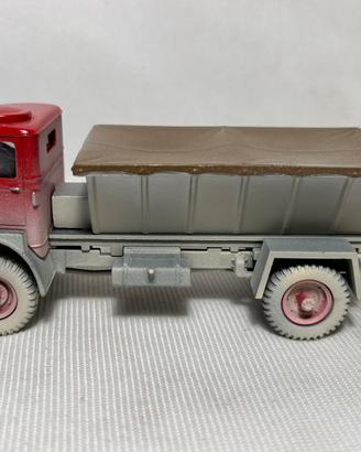 Corgi 1/50 camion Bedford QL British Road service