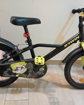 Bici Btwin Dark Hero