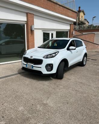 Kia Sportage 1.7 CRDI 141 CV DCT7 2WD autocarro
