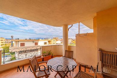 Olbia | Luminoso trilocale con veranda in centro c