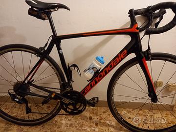 Bicicletta da corsa Cannondale Synapse