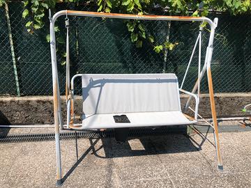 Dondolo da restaurare