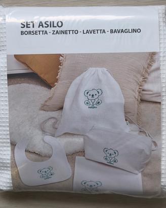 Set bambino per l’asilo pampers