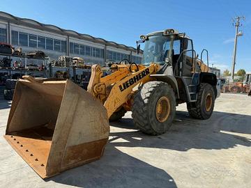 Pala gommata LIEBHERR L556