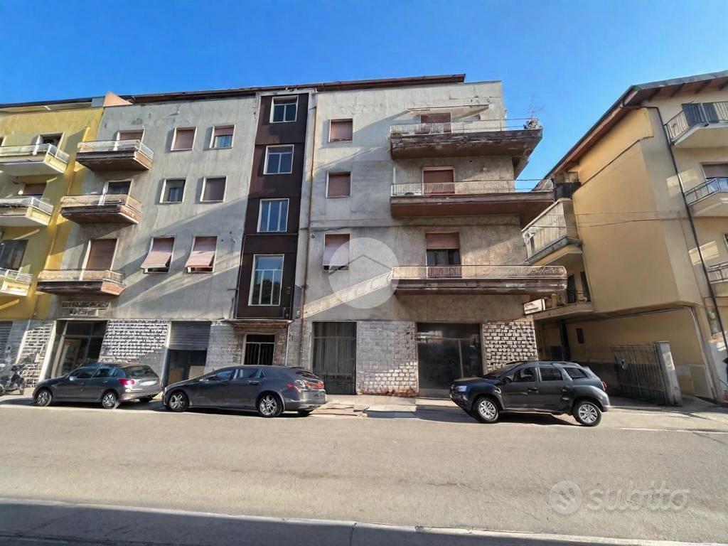 6 LOCALI A PESCARA