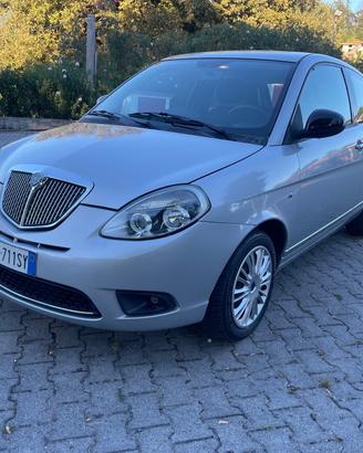 Lancia Ypsilon 1.4 Unyca Ecochic GPL