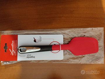 Spatola da cucina in silicone. Marca Lagostina.