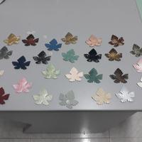 fregi in metallo colorati