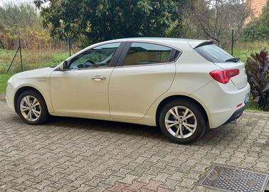 Alfa Romeo Giulietta 1.4 Bifuel 