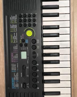 PIANOLA CASIO