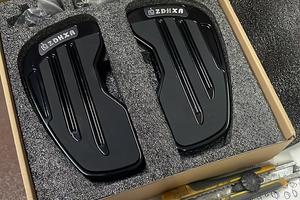 Pedane nuove per Harley Sportster