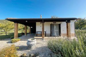 Casetta di campagna - agro di Oratino