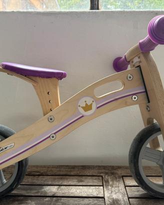 Bicicletta senza pedali che diventa monopattino